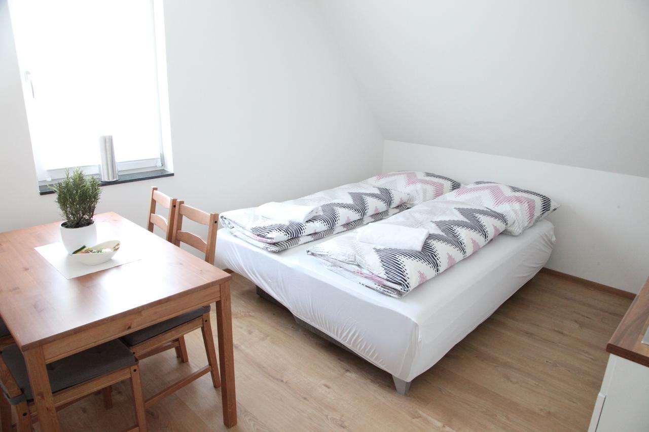 Schwaben Apartment Oberboihingen Εξωτερικό φωτογραφία