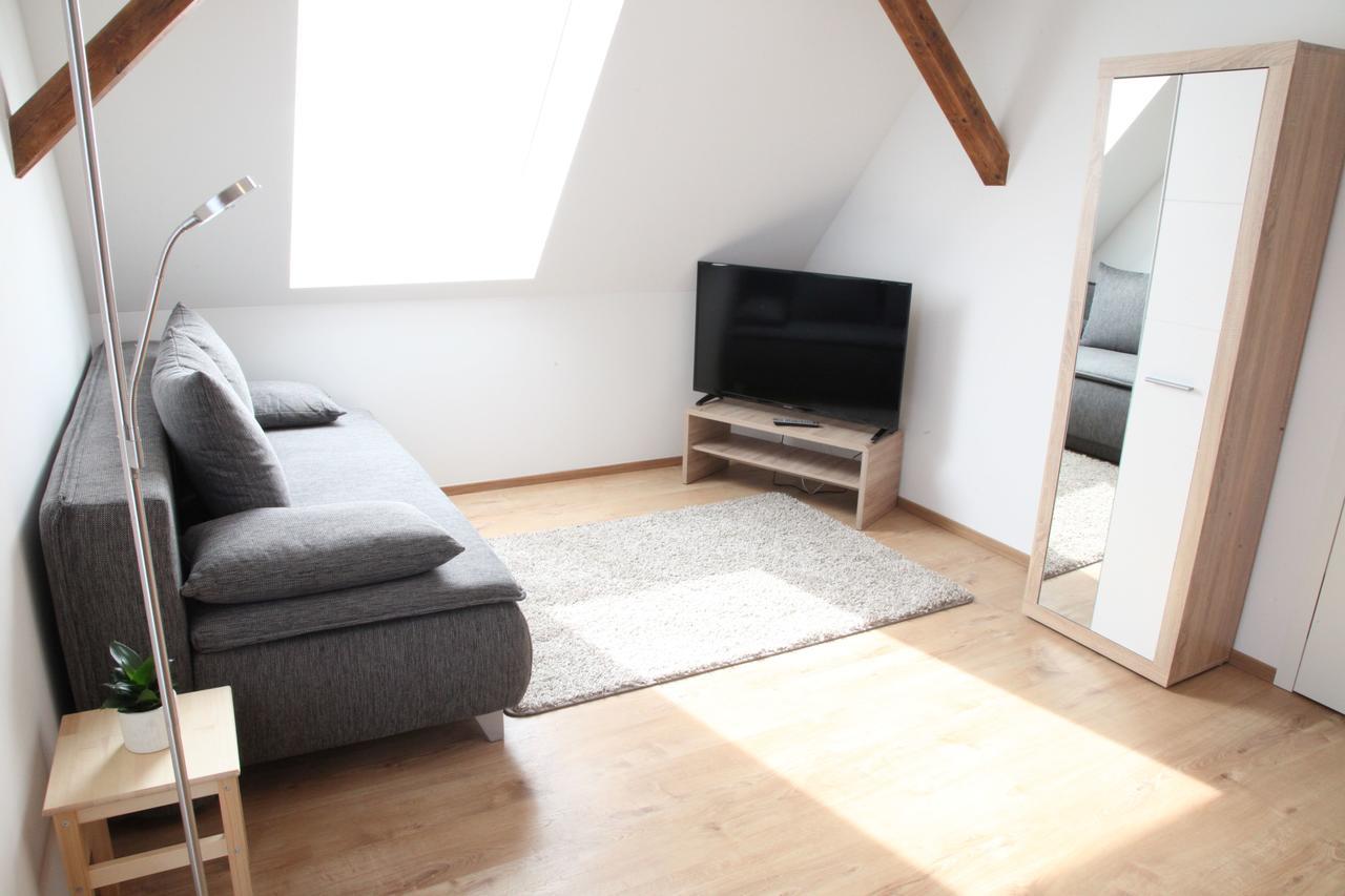 Schwaben Apartment Oberboihingen Εξωτερικό φωτογραφία